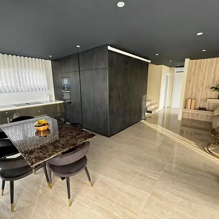 Nobel For 6 Adults With Private 40 M2 Heated Pool, Outside Bar & Movie Theatre Bibici