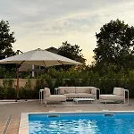 Nobel With Heated Pool By Istrialux (adults Only)